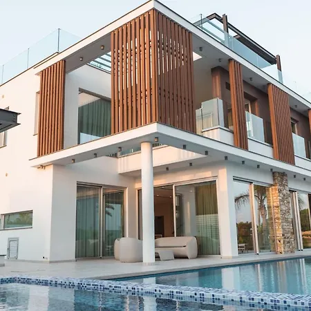 Seaview Luxury Fortuna * Айя-Напа