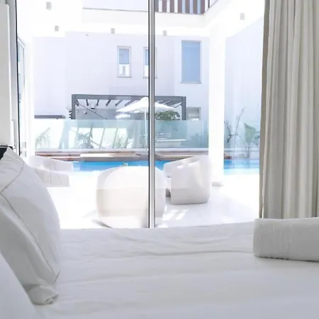 Seaview Luxury Fortuna Вилла Айя-Напа