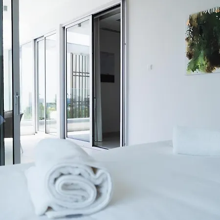 Seaview Luxury Fortuna أيا نابا