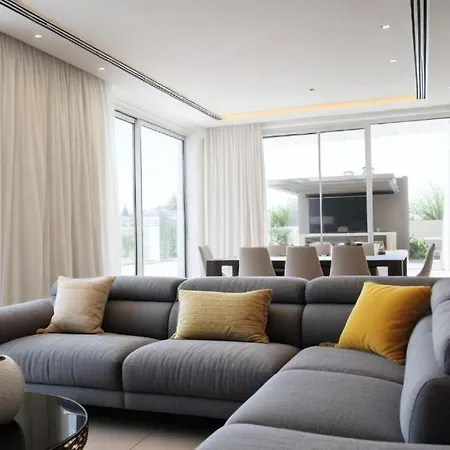 Seaview Luxury Fortuna Вилла Айя-Напа