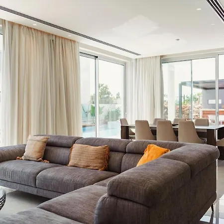 Seaview Luxury Fortuna *