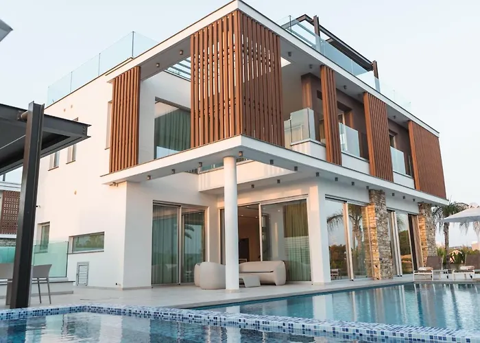 Seaview Luxury Fortuna * איה נאפה