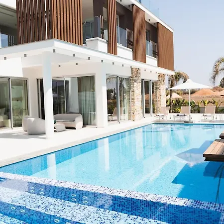 Seaview Luxury Fortuna